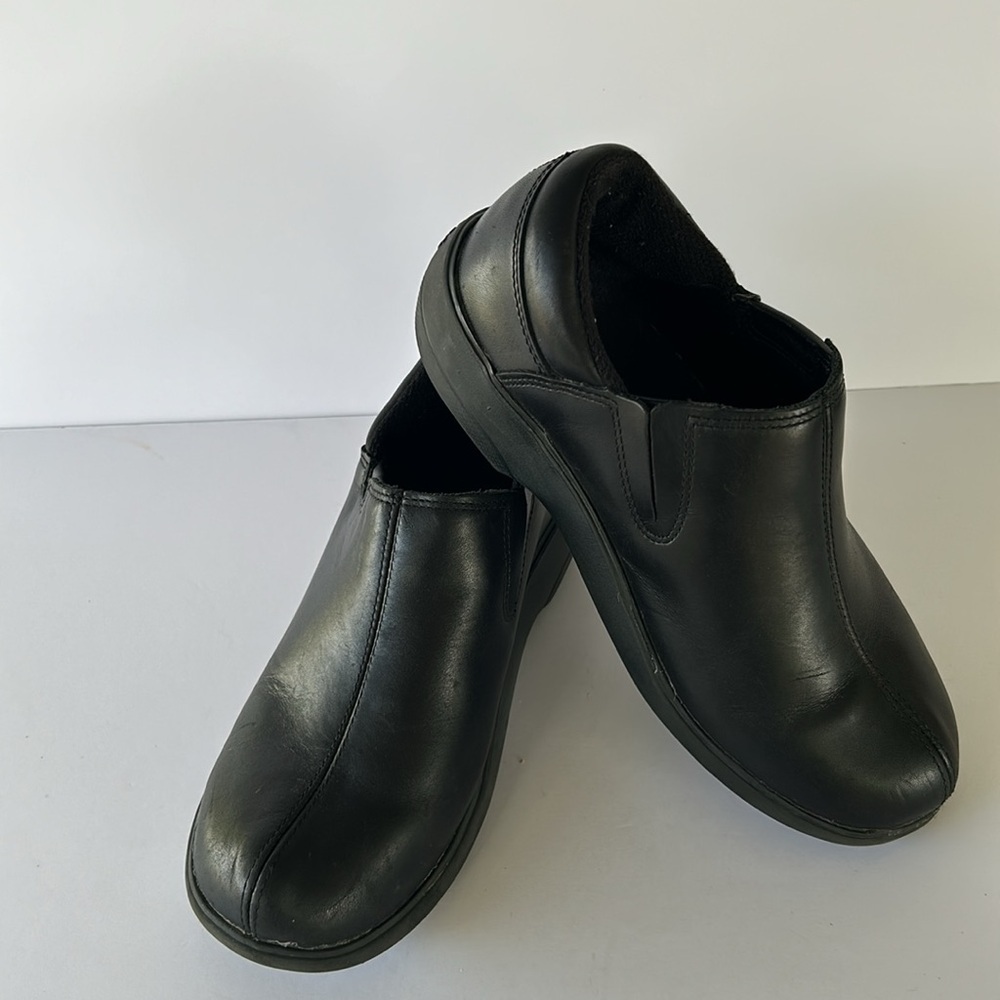 CROCS leather clogs black - Picture 4 of 11